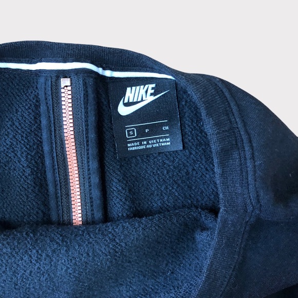 Nike Cropped Sweatshirt Black Rose Gold S Zip Pullover EUC - Picture 7 of 8